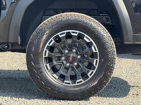 New 2026 GMC Canyon AT4 AWD/4WD image 30