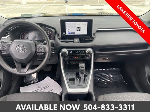 Used 2024 Toyota RAV4 XLE FWD image 21