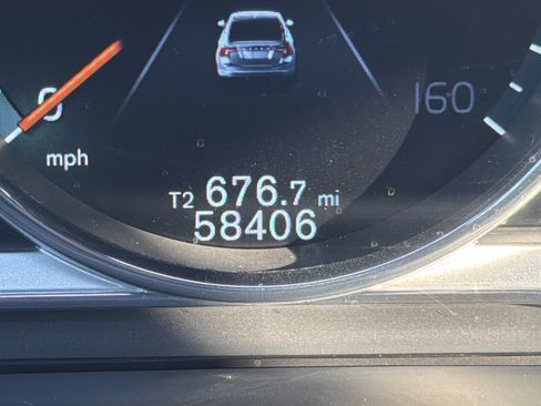 Used 2015 Volvo S60 T5 Platinum AWD/4WD image 25