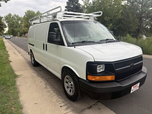 Used 2013 Chevrolet Express 1500 AWD image 7