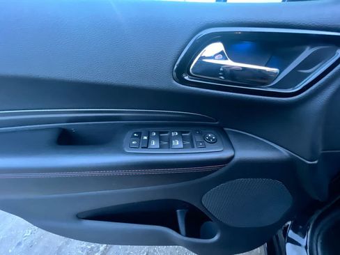 Used 2023 Dodge Durango GT AWD/4WD image 13