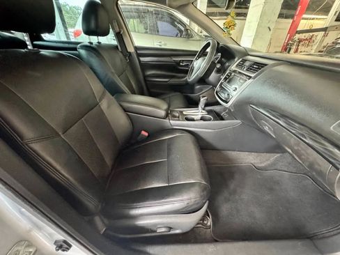 Used 2018 Nissan Altima 2.5 SL FWD image 15