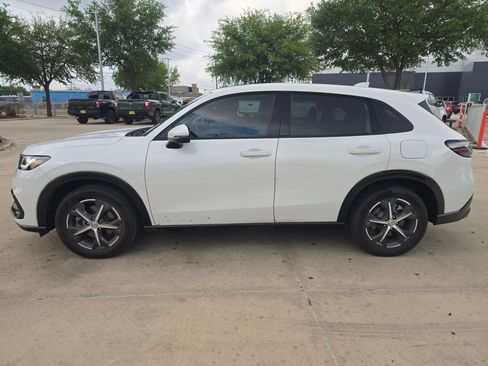 Used 2025 Honda HR-V EX-L image 6