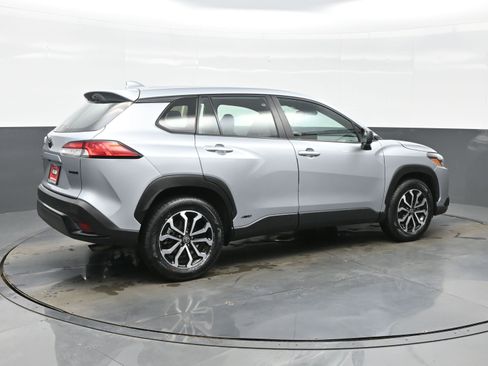 Used 2024 Toyota Corolla Cross S image 6