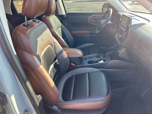 Used 2024 Ford Bronco Sport Outer Banks w/ Tech Package image 21