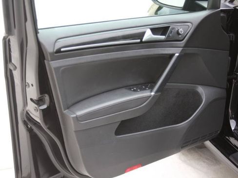 Used 2015 Volkswagen Golf TDI SEL FWD image 18