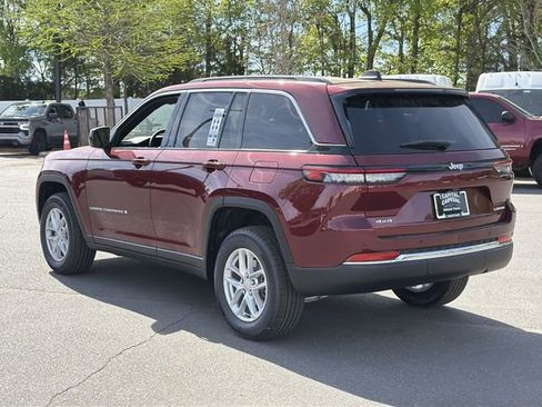 New 2026 Jeep Grand Cherokee Laredo AWD/4WD image 11