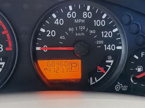 Used 2019 Nissan Frontier SV image 8