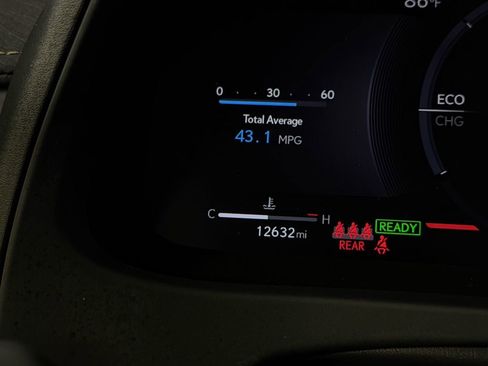 Used 2025 Lexus UX 300h AWD w/ Cold Area Package image 19