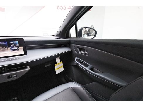 New 2026 Nissan Leaf SV+ image 8