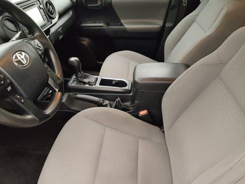 Used 2019 Toyota Tacoma SR w/ SR Convenience Package RWD image 17