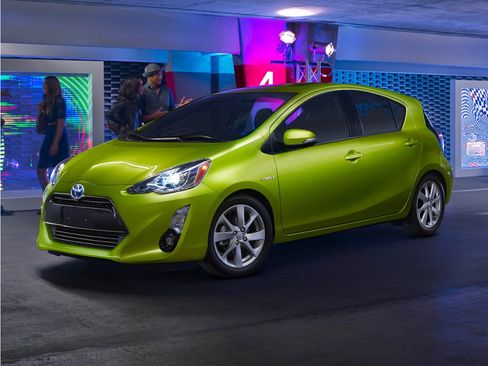 Used 2015 Toyota Prius C Two FWD image 1