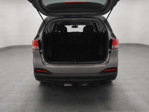 Used 2018 Kia Sorento FWD image 29