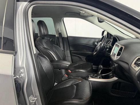 Used 2019 Jeep Compass High Altitude FWD image 30