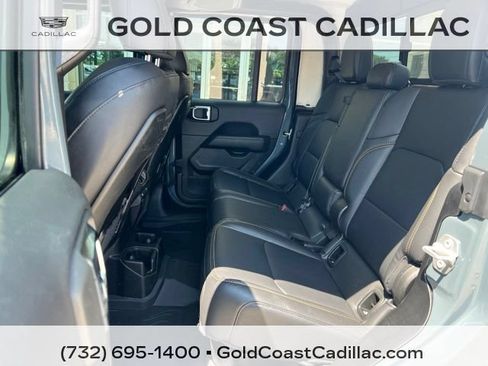 Used 2025 Jeep Gladiator Sport AWD/4WD image 11
