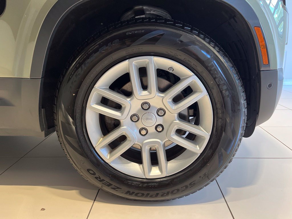 Certified 2020 Land Rover Defender 110 S AWD/4WD image 20