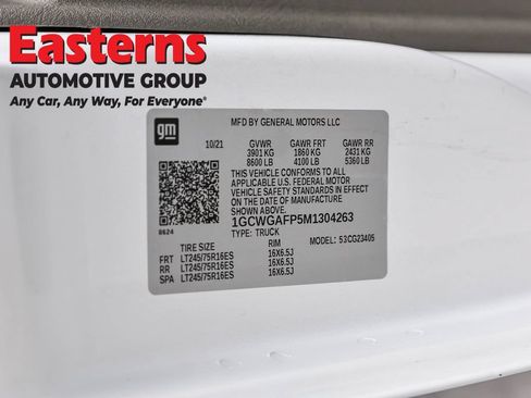 Used 2021 Chevrolet Express 2500 RWD image 31