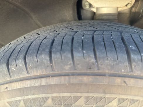 Certified 2025 Hyundai Tucson SE image 13