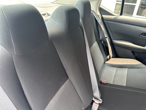 Used 2025 Nissan Sentra SV FWD image 16