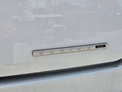 Certified 2024 Jeep Grand Wagoneer L Series III AWD/4WD image 13