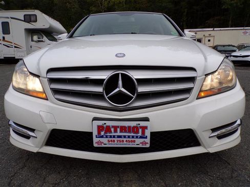 Used 2013 Mercedes-Benz C 300 4MATIC Sedan image 2