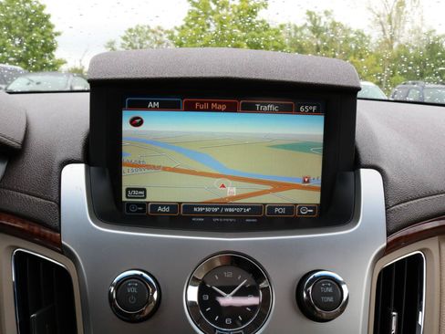 Used 2011 Cadillac CTS Premium RWD image 28
