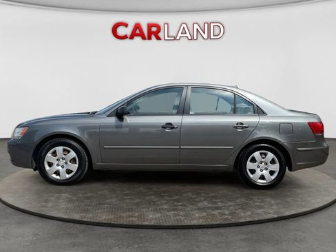 Used 2009 Hyundai Sonata GLS FWD image 2