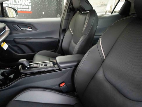 New 2026 Toyota Prius XLE image 10