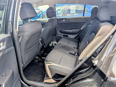 Used 2021 Kia Sportage LX AWD/4WD image 8