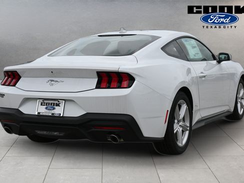 New 2026 Ford Mustang Coupe RWD image 3