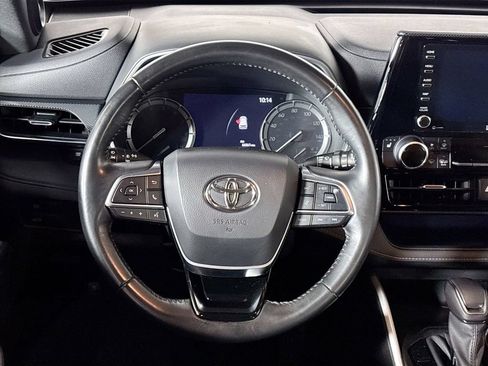 Used 2021 Toyota Highlander XSE AWD/4WD image 13
