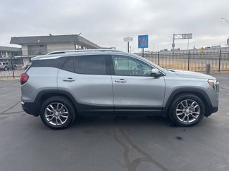 Used 2024 GMC Terrain SLT video 2