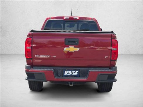 Used 2017 Chevrolet Colorado LT w/ LT Convenience Package image 6