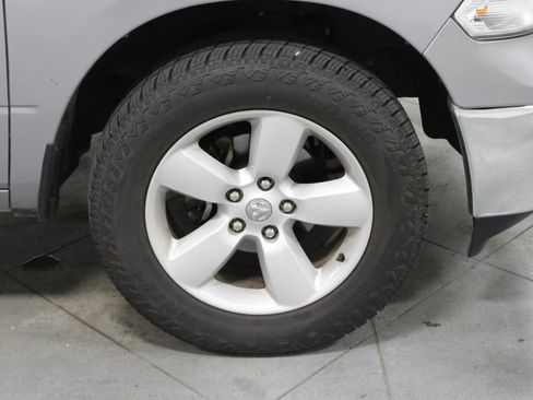 Used 2024 RAM 1500 Classic SLT AWD/4WD image 13