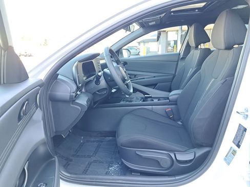New 2026 Hyundai Elantra SEL Sport Premium FWD image 11