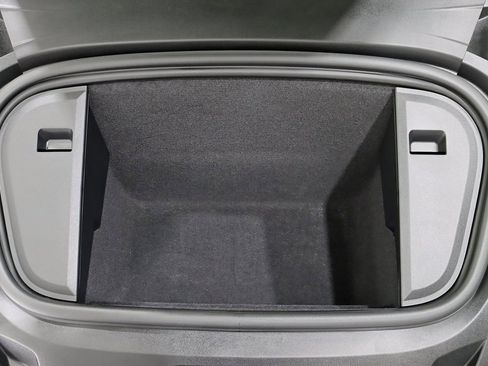 Used 2022 Porsche Taycan 4 Cross Turismo image 38