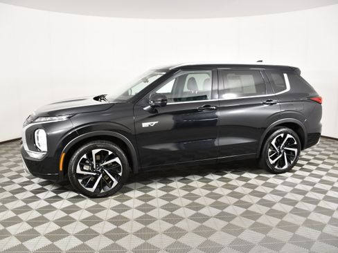 Used 2024 Mitsubishi Outlander SEL AWD/4WD image 9
