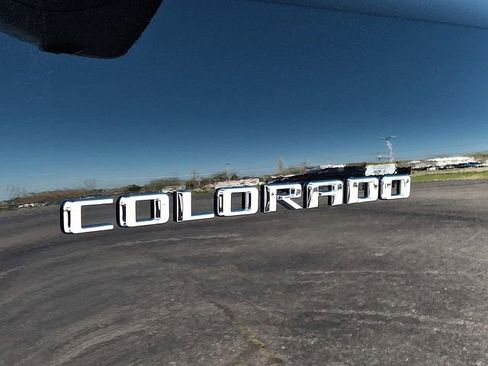 New 2026 Chevrolet Colorado Trail Boss w/ Off-Road Front Bumper Package image 18