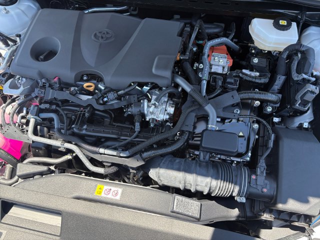 New 2026 Toyota Camry SE FWD image 9