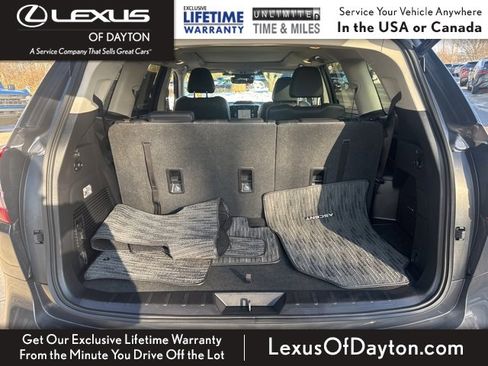 Used 2023 Subaru Ascent Limited w/ Technology Package image 37