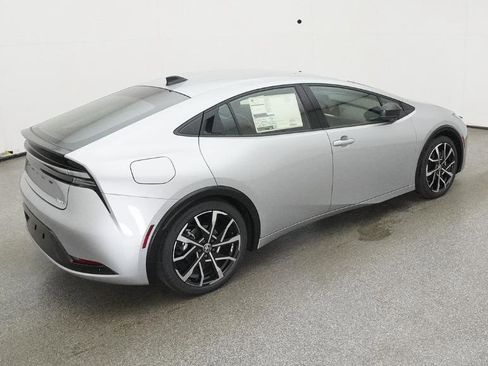 New 2026 Toyota Prius Plug-In Hybrid image 12