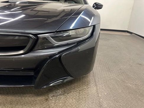 Used 2015 BMW i8 image 5