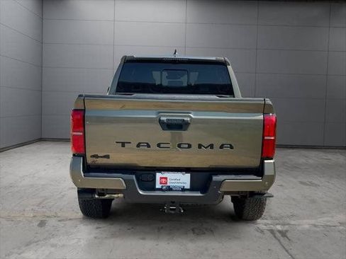 Used 2024 Toyota Tacoma TRD Off-Road w/ TRD Off Road Premium Package AWD/4WD image 35