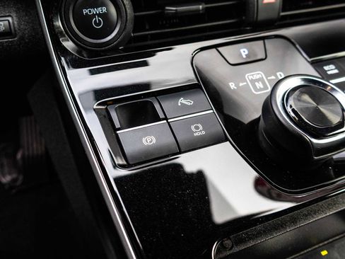 Used 2023 Toyota bZ4X XLE w/ Weather Package image 29