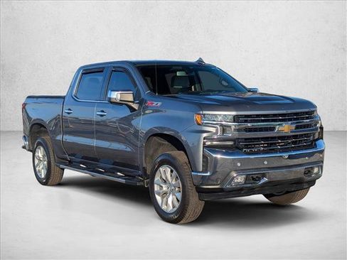 Used 2022 Chevrolet Silverado 1500 LTZ w/ LTZ Convenience Package II image 3