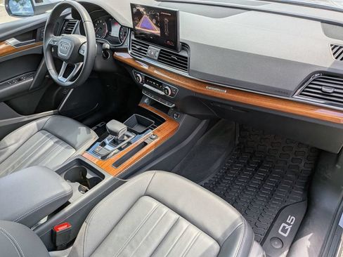 Used 2023 Audi Q5 2.0T Premium w/ Convenience Package AWD/4WD image 34