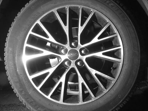 Used 2021 Ford Escape SEL w/ Technology Package image 42