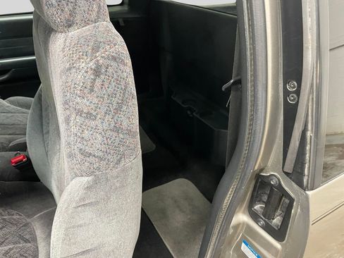 Used 2001 GMC Sonoma SLS w/ Super Spec Pkg 3 image 12