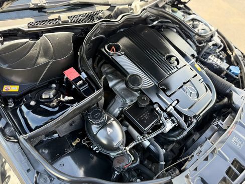 Used 2013 Mercedes-Benz C 250 Sedan image 16