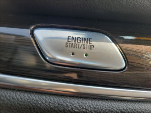 Used 2023 Buick Enclave Essence w/ Experience Buick Package FWD image 28